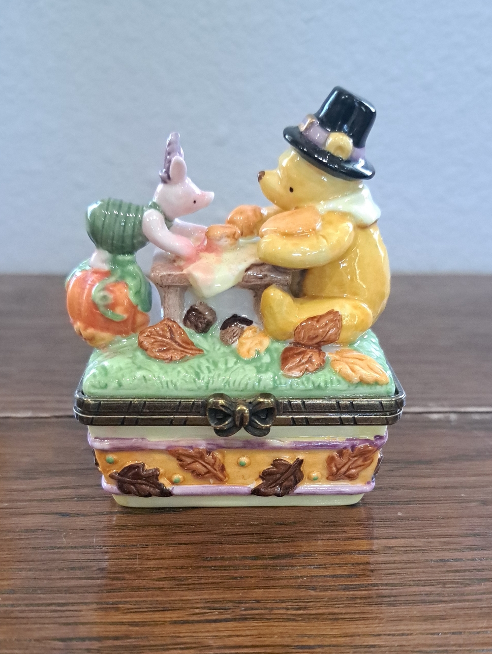 Midwest Of Cannon Falls Winnie the Pooh Thanksgiving - Porcelain Hinged Box
